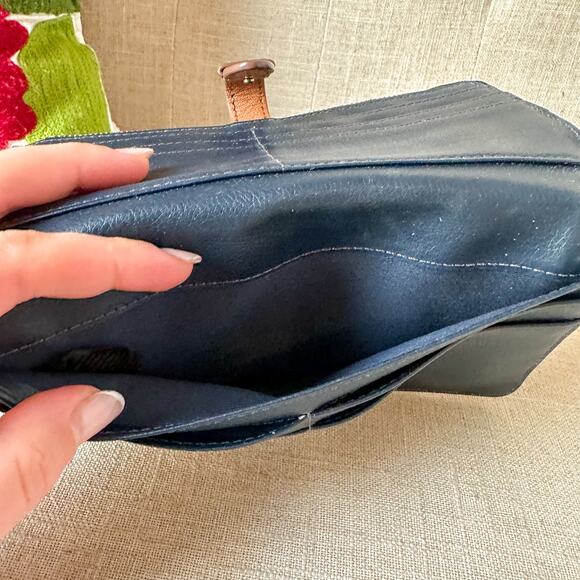 Fossil Emma Navy Green Yellow Pink Floral Wallet - Picture 8 of 9